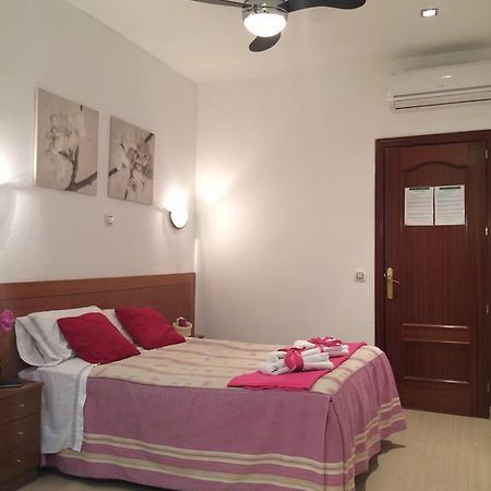 Hostal Aliste Мадрид Екстер'єр фото