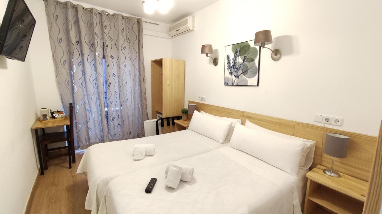 Hostal Aliste Мадрид Екстер'єр фото