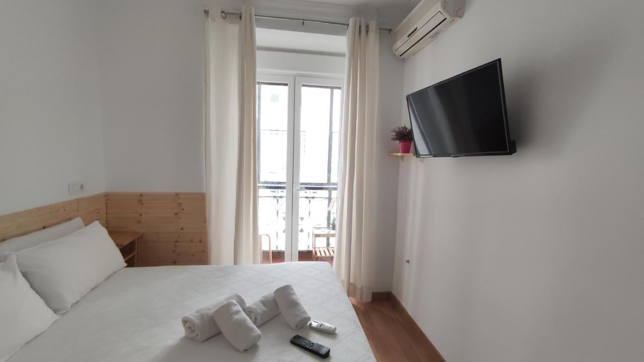 Hostal Aliste Мадрид Екстер'єр фото