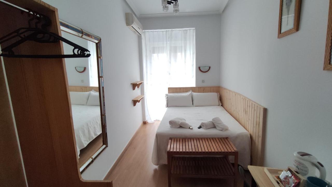 Hostal Aliste Мадрид Екстер'єр фото