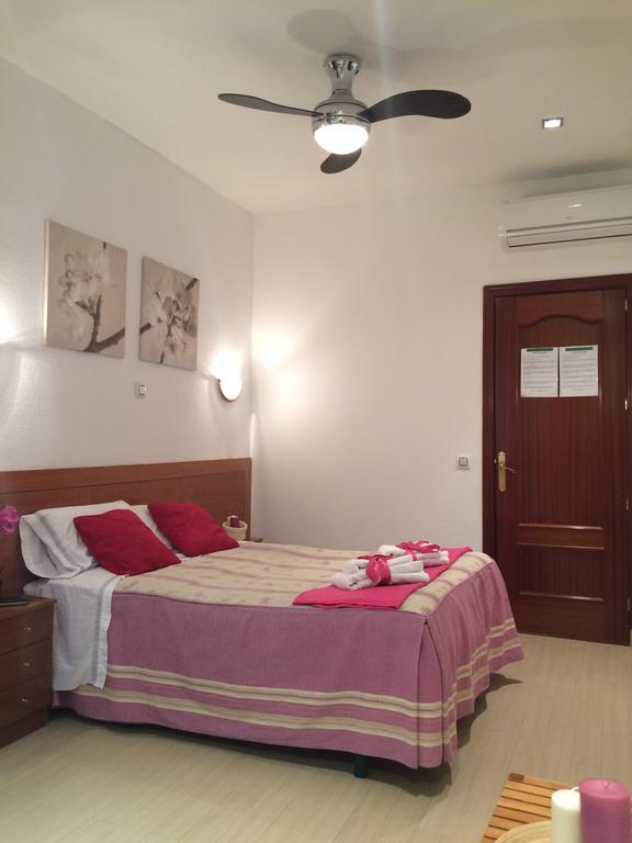 Hostal Aliste Мадрид Екстер'єр фото
